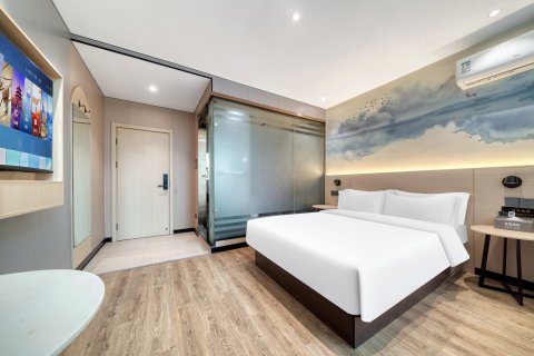 迈舟轻居酒店(新昌大佛寺海洋城店)