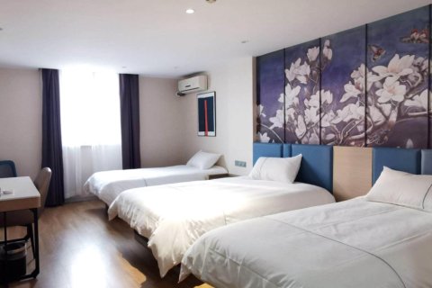 白玉兰酒店(丰县汽车站店)