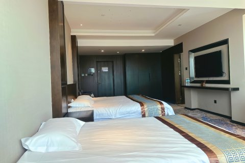 来品酒店(威海火车站韩乐坊店)