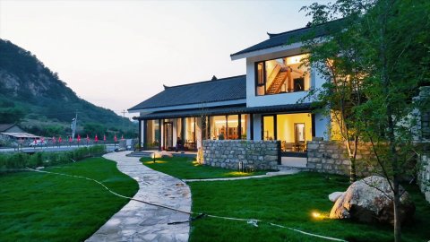 本溪芳草盈温泉度假民宿