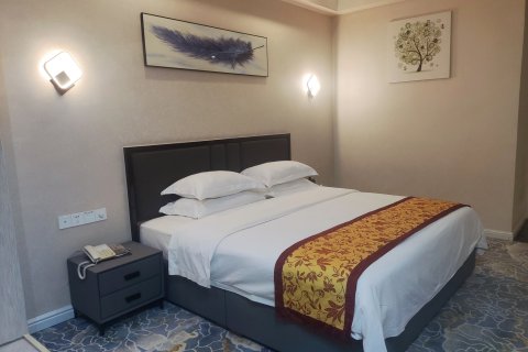 丰顺美食城顺豪温泉酒店