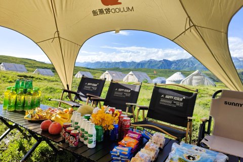 尼勒克仙女湖云端露营地