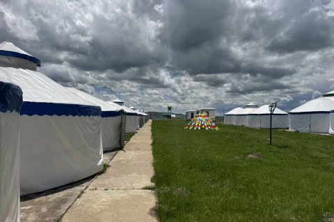 若尔盖黄河九曲大营酒店