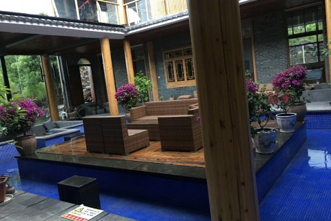 腾冲和顺起云居全景精品客栈