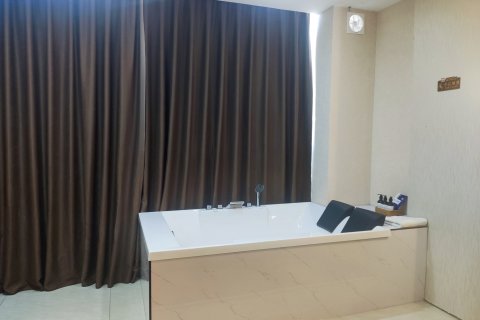 丰顺美食城顺豪温泉酒店