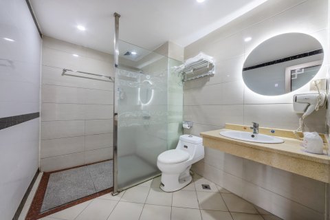 郁南清港湾大酒店