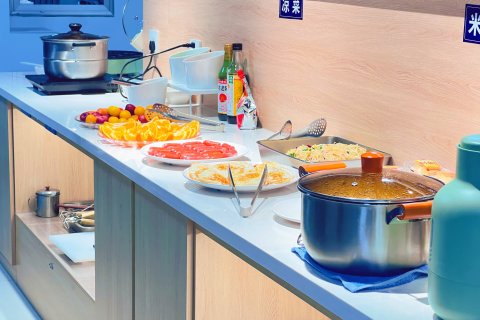 V5连锁酒店(白山轴承店)