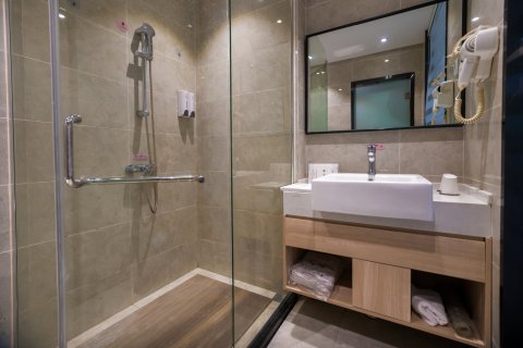 途泊拉酒店(园林大道人民广场店)