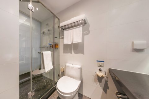 桔子酒店(上海静安寺武宁路地铁站店)