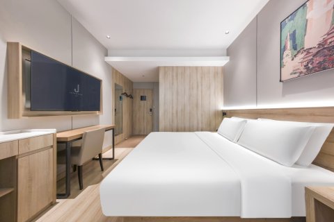 加雅酒店(西安钟鼓楼五路口地铁站店)