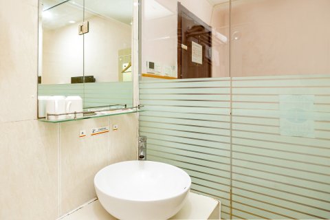 易捷商务酒店（青岛栈桥中山路店）