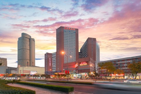 济南玉泉森信大酒店(泉城广场趵突泉店)