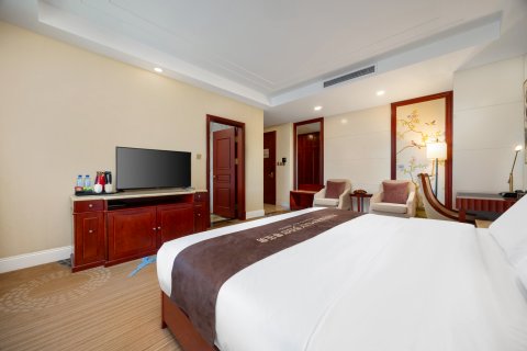 圣林花园国际酒店