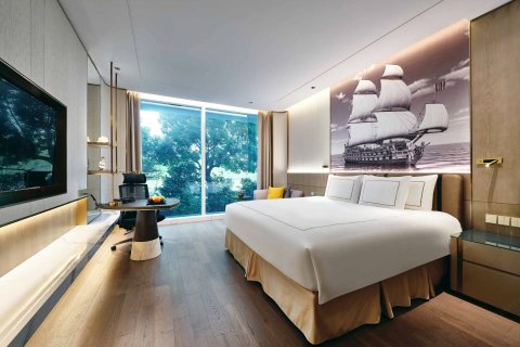 苏州金鸡湖中茵皇冠假日酒店