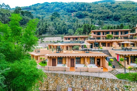 青杠阁道云栖酒店(荥经青杠景区店)