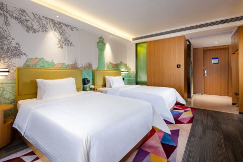 日照万平口东夷小镇希尔顿欢朋酒店