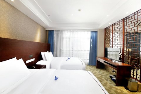 和谐·敦普酒店(凯里大十字国贸广场店)