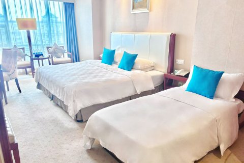 嘉莱特和平国际酒店(八一广场南昌火车站店)