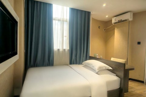 美凯时尚酒店(朝阳广场火车站店)