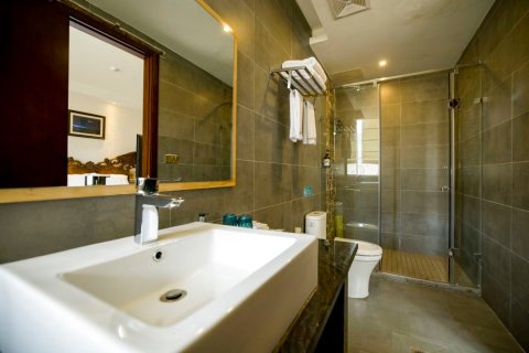 知白艺术酒店(稻城亚丁景区亚丁村店)