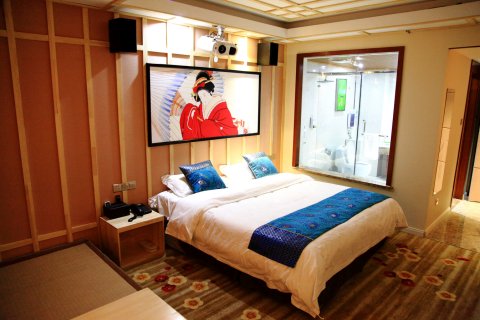 呼伦贝尔皇庭大酒店