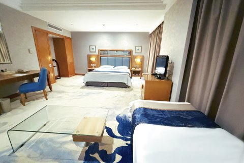 武汉五月花大酒店(武昌火车站中南路地铁站店)