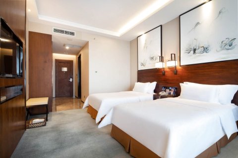 五莲松月湖大酒店