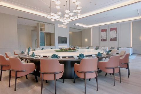 六安曙光铂尊酒店