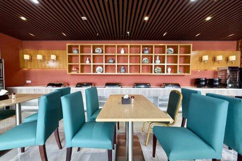 澳莎酒店(江门开平市客运总站益华广场店)
