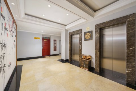 大连虹港大酒店(周水子机场店)