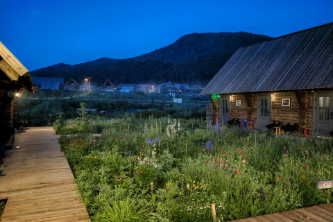 归来村舍(禾木风景区禾木桥店)