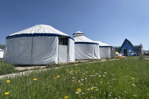 若尔盖黄河九曲大营酒店