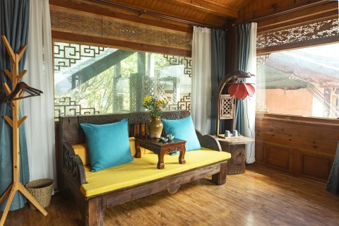 丽江金海棠客栈