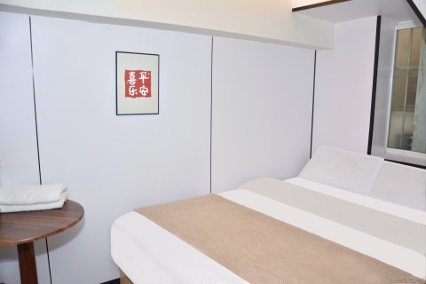 贰肆贰公寓（广州上下九步行街华林寺地铁站店）