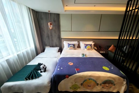 山水S酒店(成都宽窄巷子天府广场店)