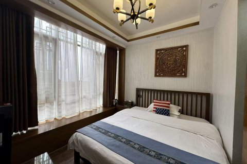 凤凰沱江楼吊脚楼客栈