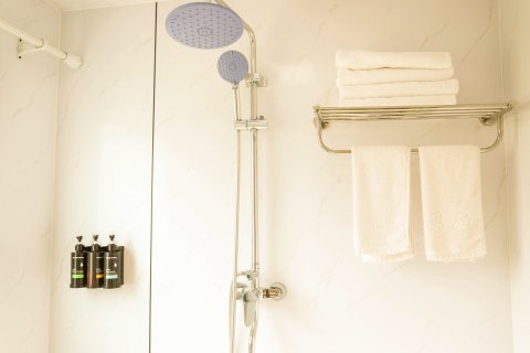 陈巴尔虎旗天下草原