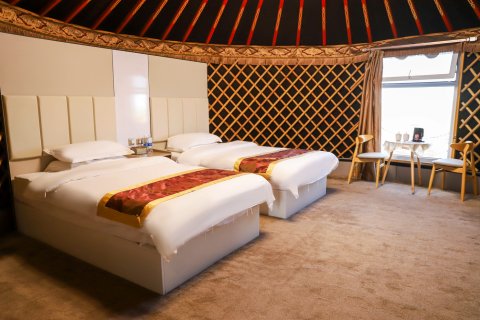 陈巴尔虎旗天下草原