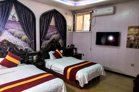 多伦鸿悦燕京客栈