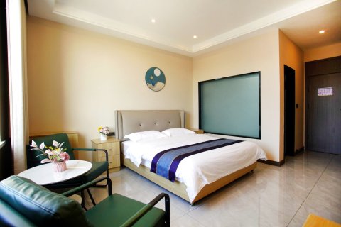 拾光雅居·Beautiful sky丨原野美宿(尼勒克店)