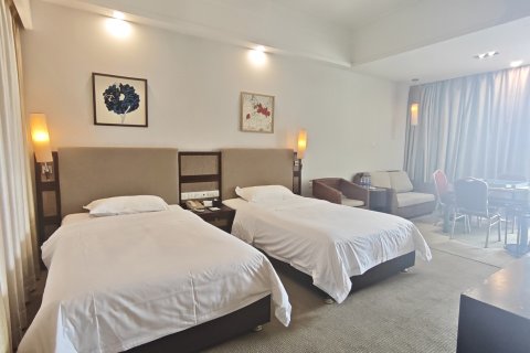 庐山西海温泉假日酒店