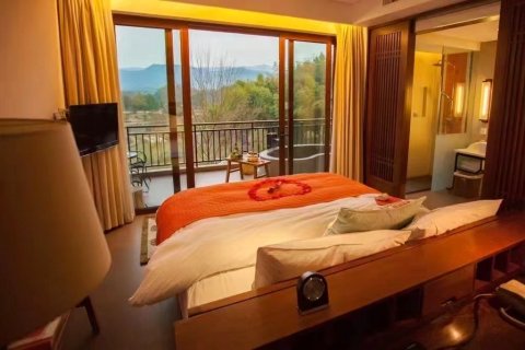 赤壁春泉庄酒店