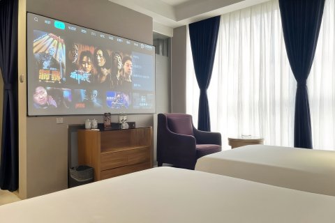 和驰上品大酒店(襄阳火车站万达广场店)