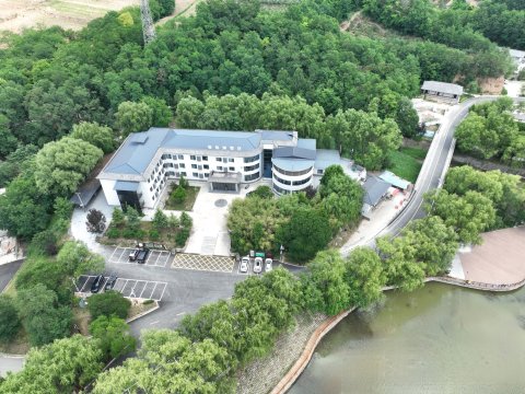 宜君福地湖酒店