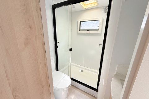 清远宝晶宫天鹅湖温泉酒店