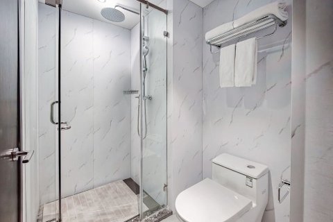 凡尔赛酒店(桂林两江四湖火车站店)