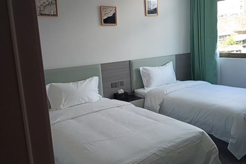 墨脱逸水兰庭酒店