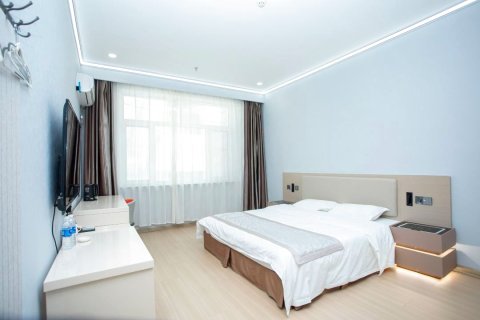 霍林郭勒滨河大酒店(通辽霍林郭勒火车站霍林河夜市店)