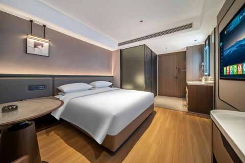 罗山水立方大酒店