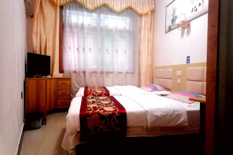 福星山庄农家院(商南金丝峡店)